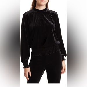 NWT Laundry by Shelli Segal velour long sleeve smocked top